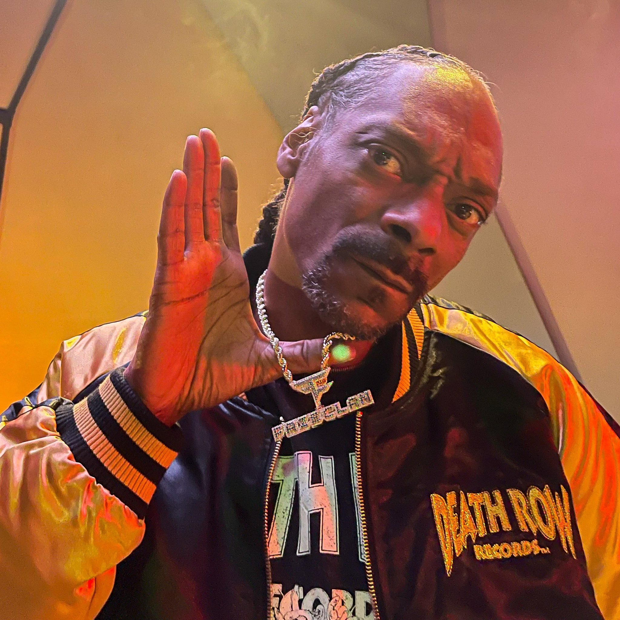 Has Snoop Dogg Cheated On His Wife - 1v3yeft