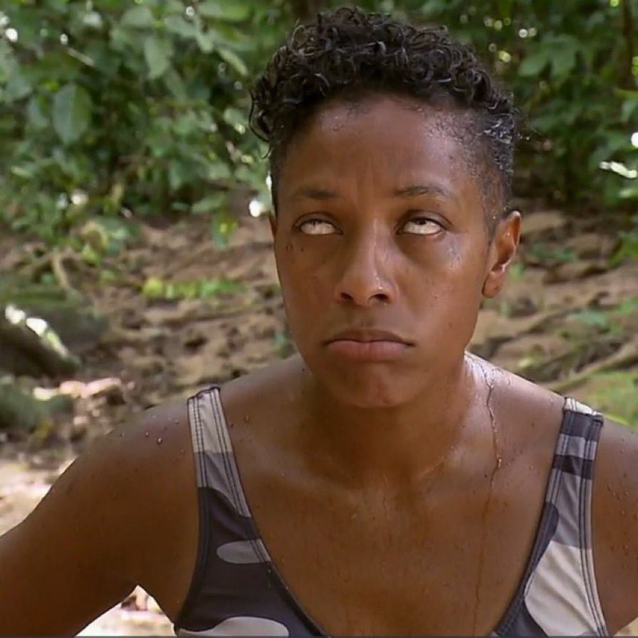 Moi regardant Rudy avec son arme secrète pensant qu’il changera l’issu des votes si conseil  #KohLanta