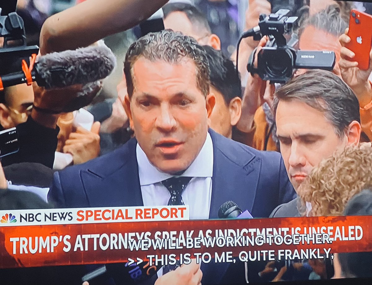 MaryDx5's tweet photo. @nathaliejacoby1 The reporter looks to be live on the phone with the newly indicted President Trump? 📞
#IndictArrestAndConvictTrump #Trump #IndictmentTuesday #TrumpArraignment https://t.co/wtntCdgqIL