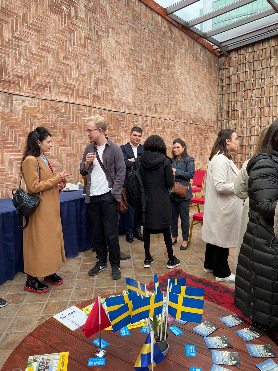 MariolaCeku's tweet photo. Honored to be part of #SANA 🇦🇱 board &amp; to welcome the Mayor of #Lund, Philip Sandberg &amp; a group of young professionals from Sweden 🇸🇪 to exchange views &amp; experience on various fields including youth empowerment in decision making process &amp; #EU 🇪🇺 integration. 

#SAYP
#SANA https://t.co/hCfTrPZjYF
