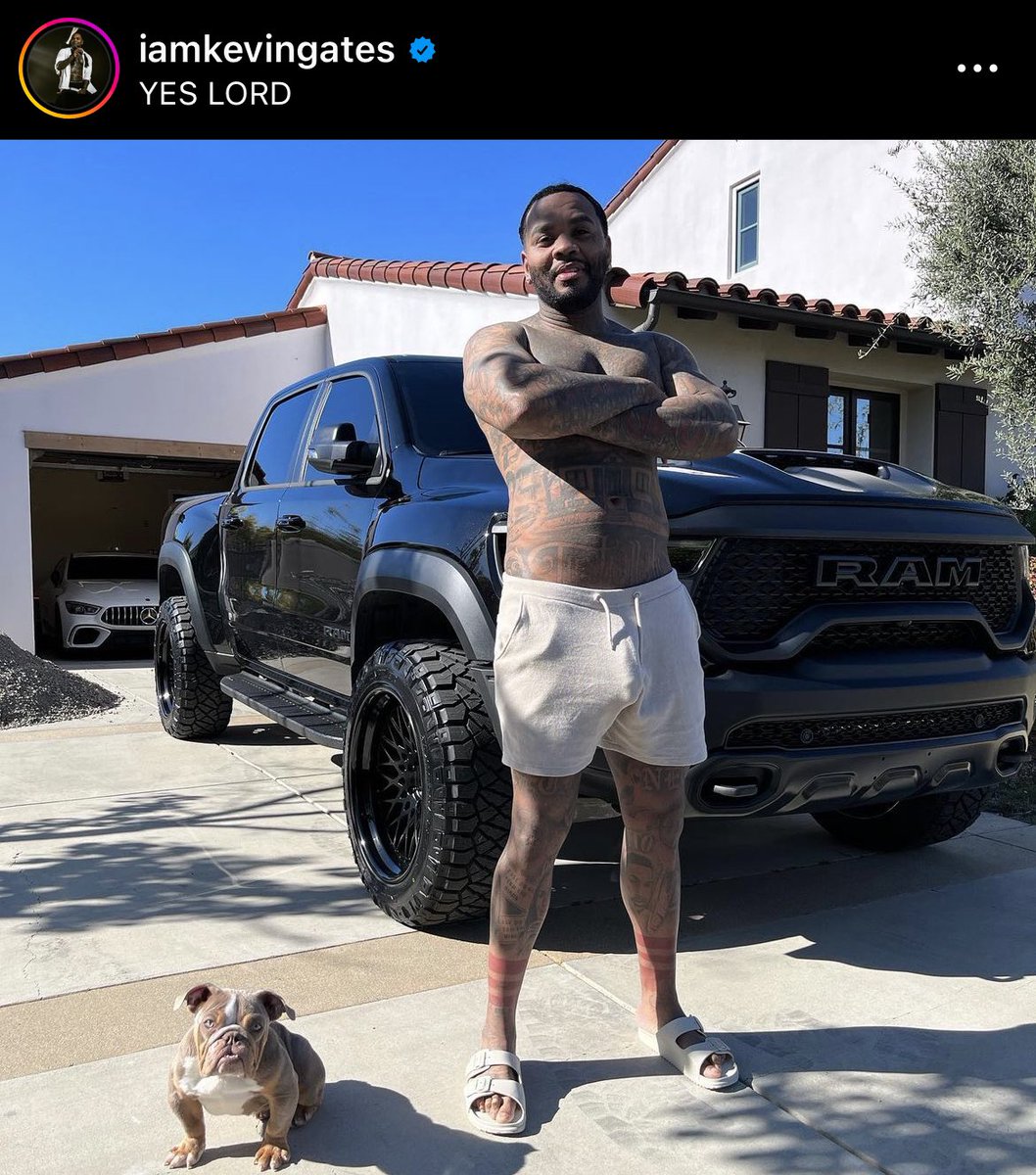 scubaryan_'s tweet photo. nah why does Kevin Gates toes look like that 😭 https://t.co/3dVvhFKcM6