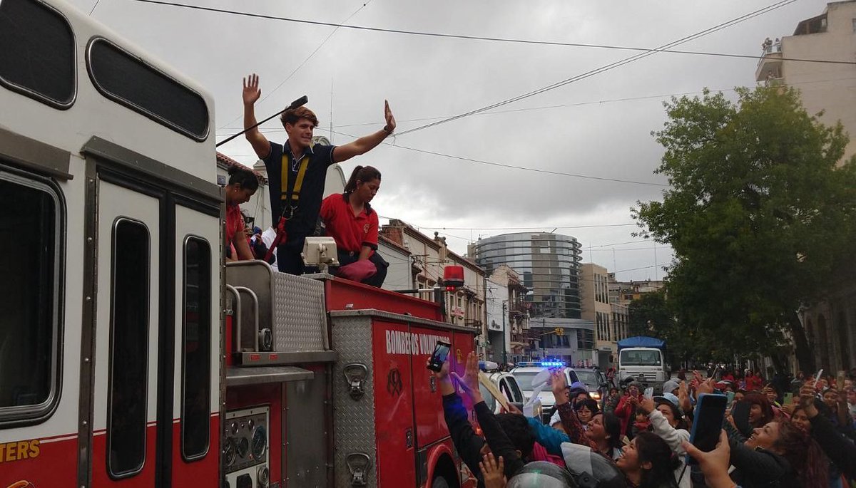 eltribuno's tweet photo. Las mejores imágenes de la llegada de Marcos a Salta
https://t.co/VZY7lYAv91 https://t.co/W0GXlmAcMu