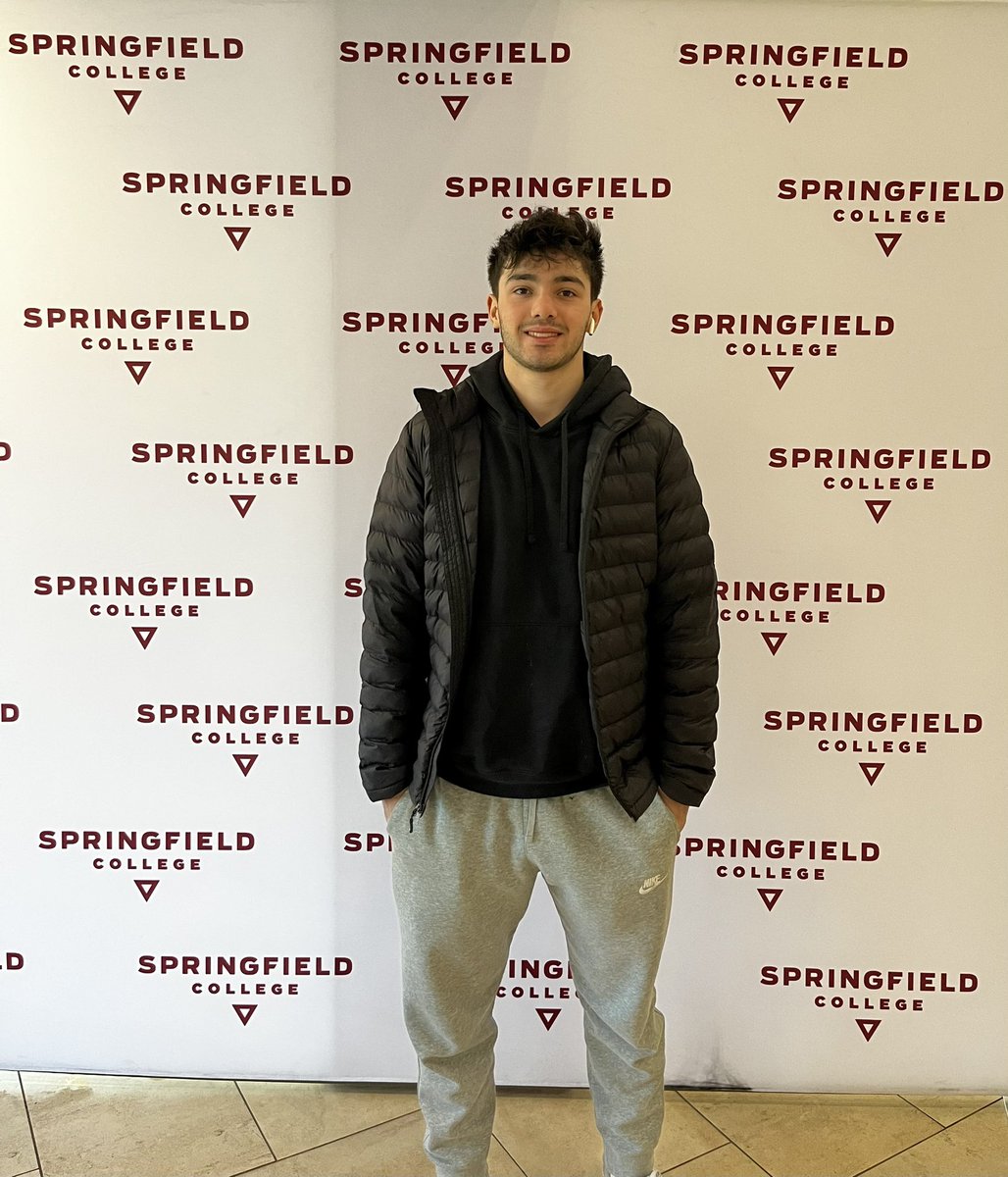 B8Reed's tweet photo. Had a great tour of Springfield College this morning. Thanks to @Coach_DiRienzo and @Coach_Niehr for talking. Looking forward to coming back on campus this summer. 

@CrotonAthletics @CHHSTigersBball @_SCFootball https://t.co/jPFytwsOZf