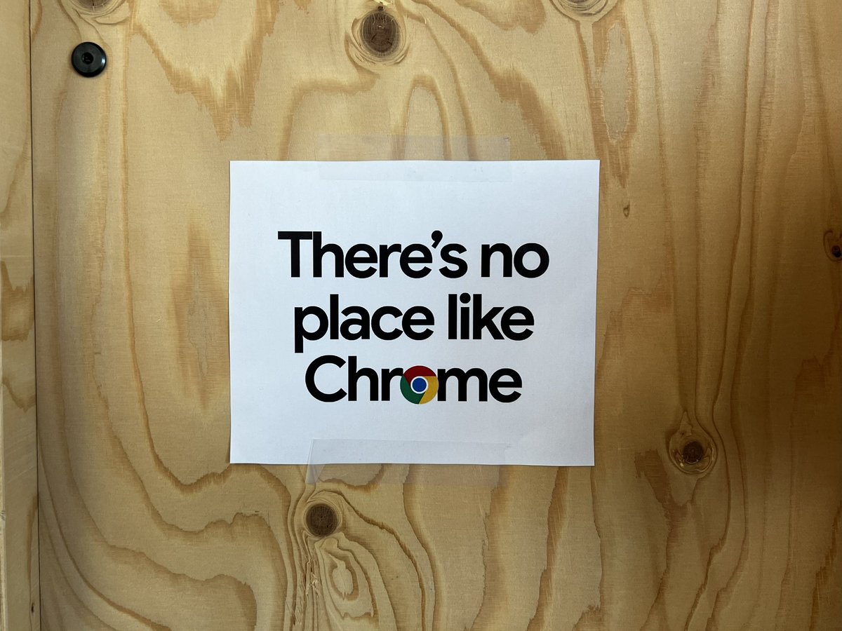 bramus's tweet image. LDN. #ChromeDevRel