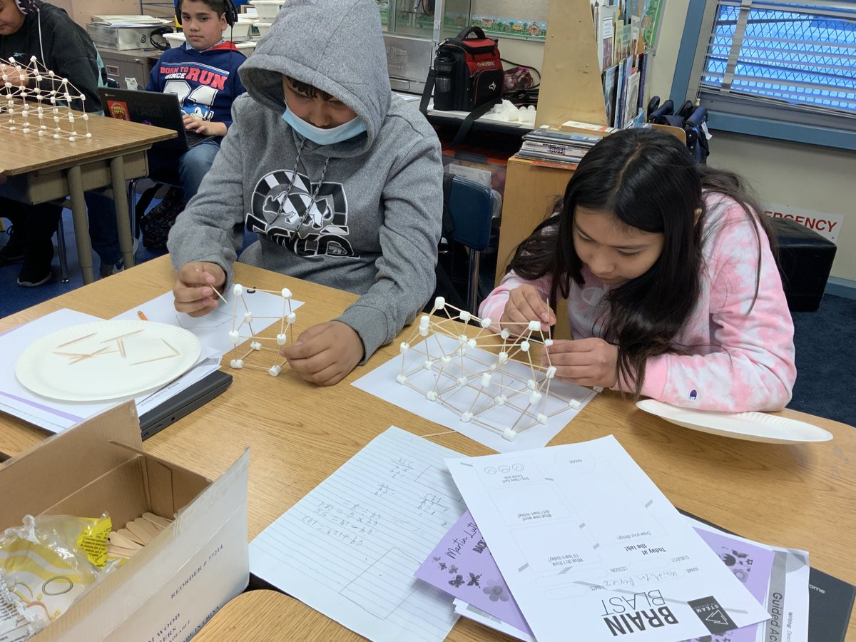 MLKJrLAUSD's tweet image. #LEGOConfidence arrived at our Acceleration Day 2 supporting hands-on learning, #SEL and #STEAM for ALL students @LASchools @ManualOf @LAschoolsSouth! @LEGO_Education @ITI_LAUSD @sdpaulette @rafaellbaldera1 @dspicer @FrancesBaez10 #EmpoweredByITI #IBelieveInLAUSD