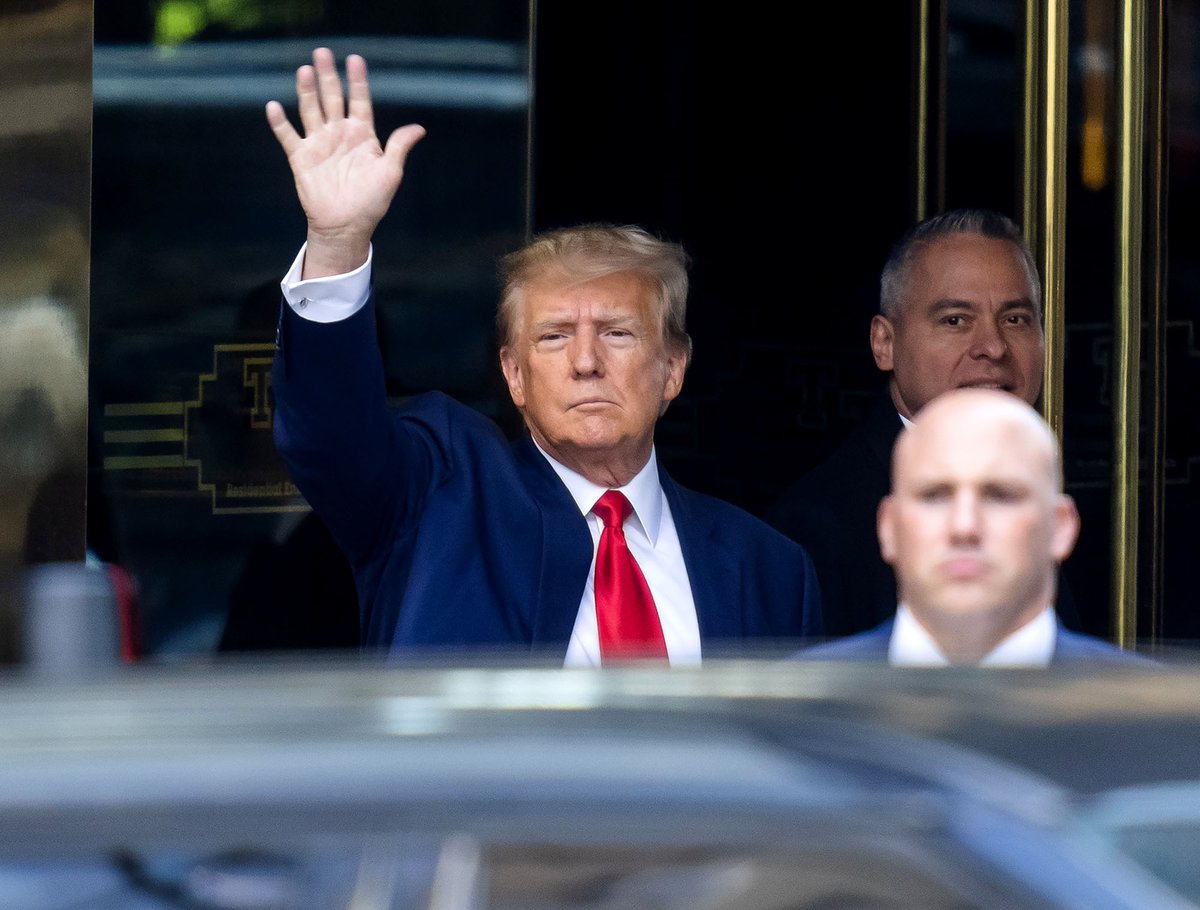 Backlog In Legal System Leads To Trump Trial Scheduled For 2037 bit.ly/3zuWEfN