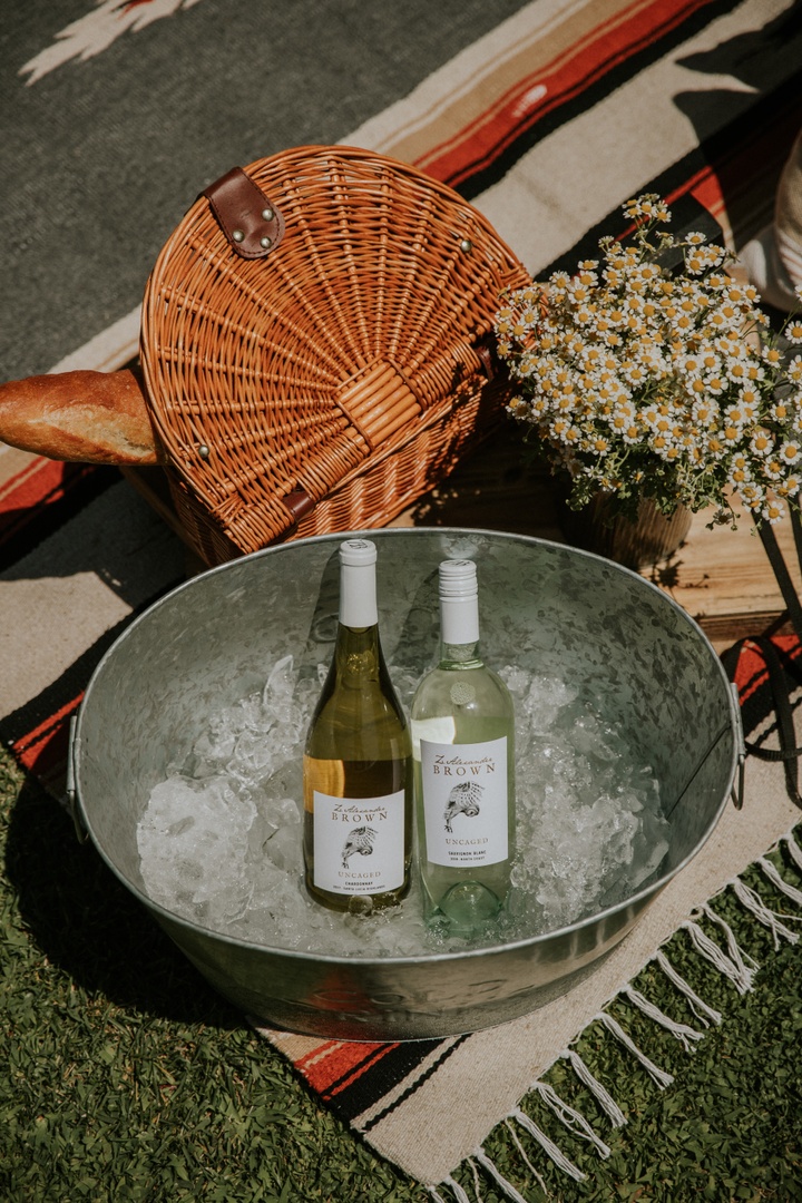 zalexanderbrown's tweet photo. They say you can't bottle Spring sunshine... but we sure can try. #ZAlexanderBrown

Grab your favorite and make it a night to remember: https://t.co/TPQDJETDMD https://t.co/bF5Fx7Ul4K