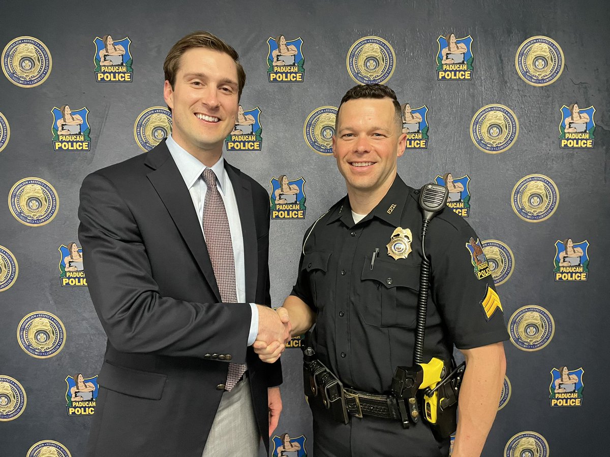 Cade_Foster_KY's tweet photo. Congratulations to the Paducah Police Department’s newest Sergeant, Nathan Jaimet!  Our community is blessed to have qualified and brave men and women continue on their path of protecting and serving! https://t.co/SjlJYjPenx