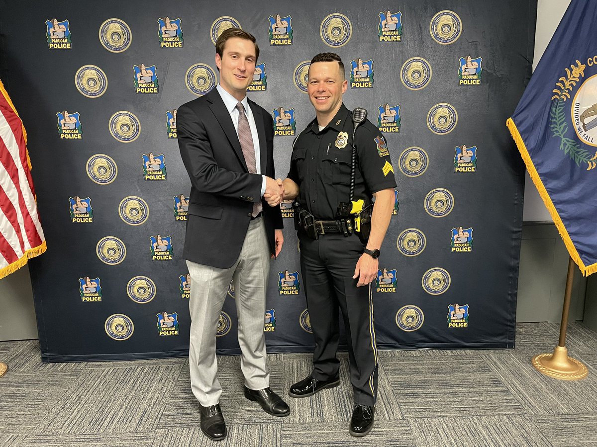 Cade_Foster_KY's tweet photo. Congratulations to the Paducah Police Department’s newest Sergeant, Nathan Jaimet!  Our community is blessed to have qualified and brave men and women continue on their path of protecting and serving! https://t.co/SjlJYjPenx