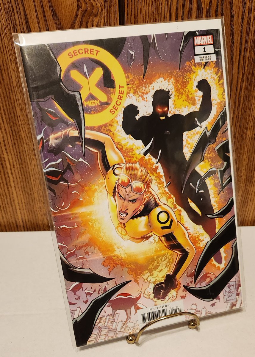 brodiescomics's tweet photo. Secret X-Men Issue 1
#TonySDaniel Variant
$4.00 + Shipping
I will combine shipping in multiple orders.
Shipped USPS Media Mail $5.00
PayPal G&S
https://t.co/n0NOJpOZz7
#SecretXmen
#comicsforsale #comics4sale #comics #comicbooks #marvelcomics #dccomics #imagecomics https://t.co/0YogyOFn6B