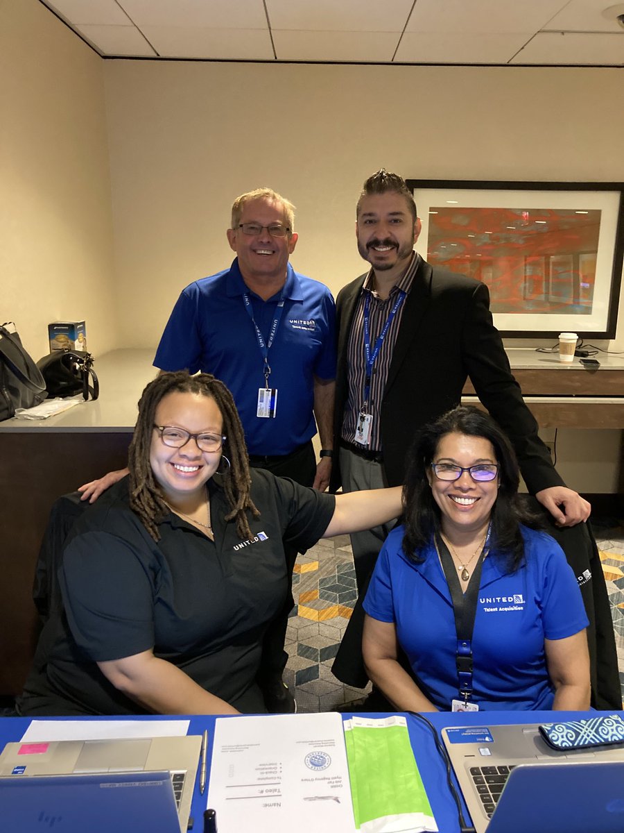 Working together with our fantastic United Airlines Contact Center leaderships team at todays Chicago reservations hiring event. Helping to place the right people in the right roles equals the right outcome.