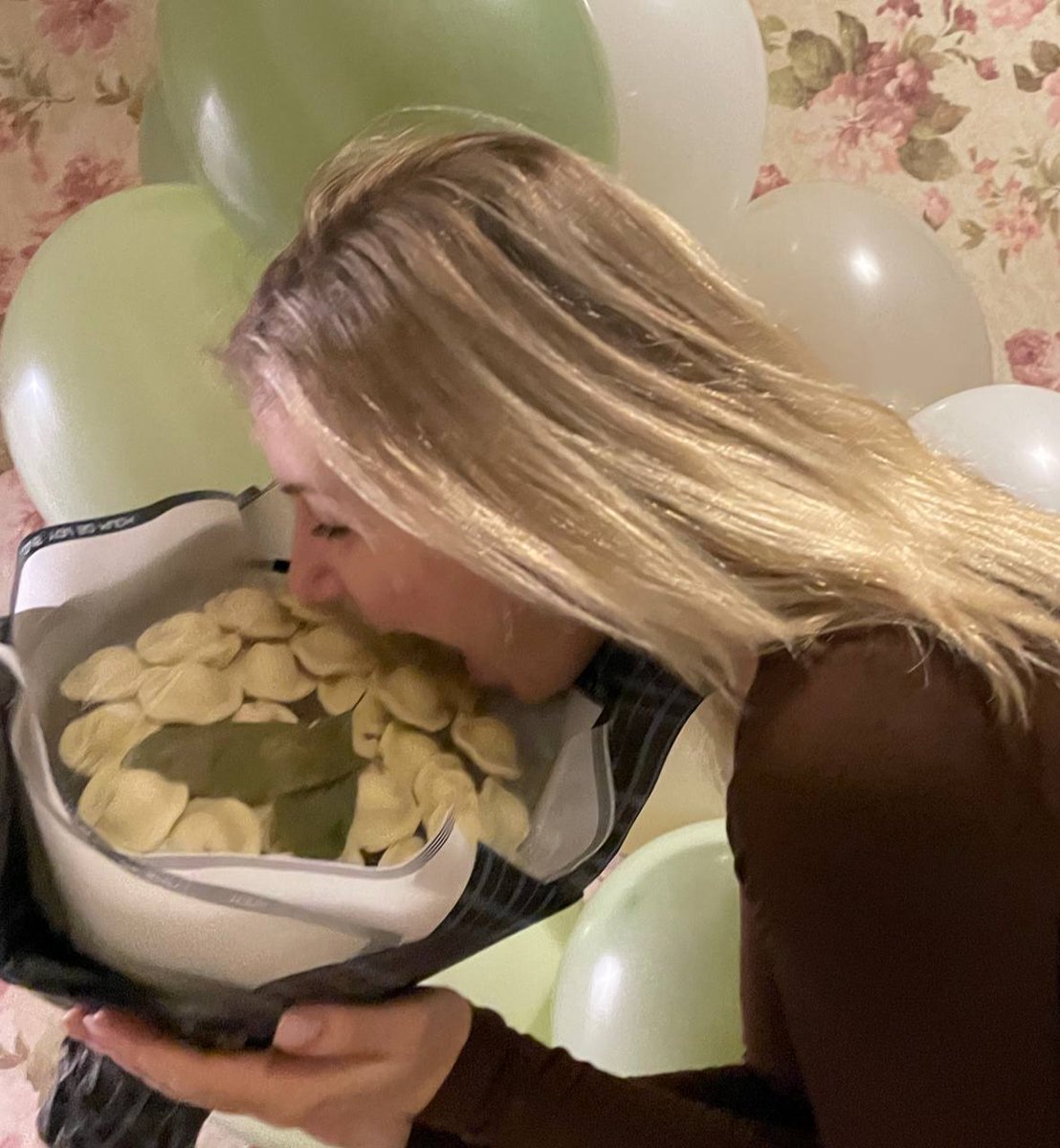 know__the__pain's tweet photo. Моя😭❤️

#др #HAPPYBIRTHDAY #iloveyou https://t.co/TrKsjk71gq