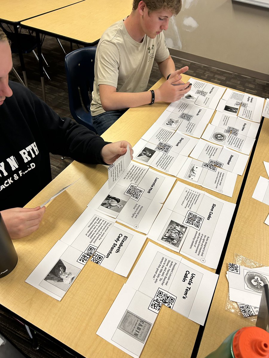 lauramcfarren's tweet photo. Keeping it going this week with QR code reviews.
📎sort 10 items in “frayer model” format
📎scan QR codes
📎the code gives a question that should be answered in our LMS (Canvas)
Our topic for this is Life in the North and South, pre American Civil War. https://t.co/c15ZZ70JcX