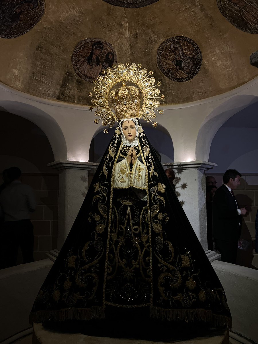 Els dossers d’Alzira cada any es superen més. Passió, treball, tradició i fe. Enhorabona a totes les confraries ✝️