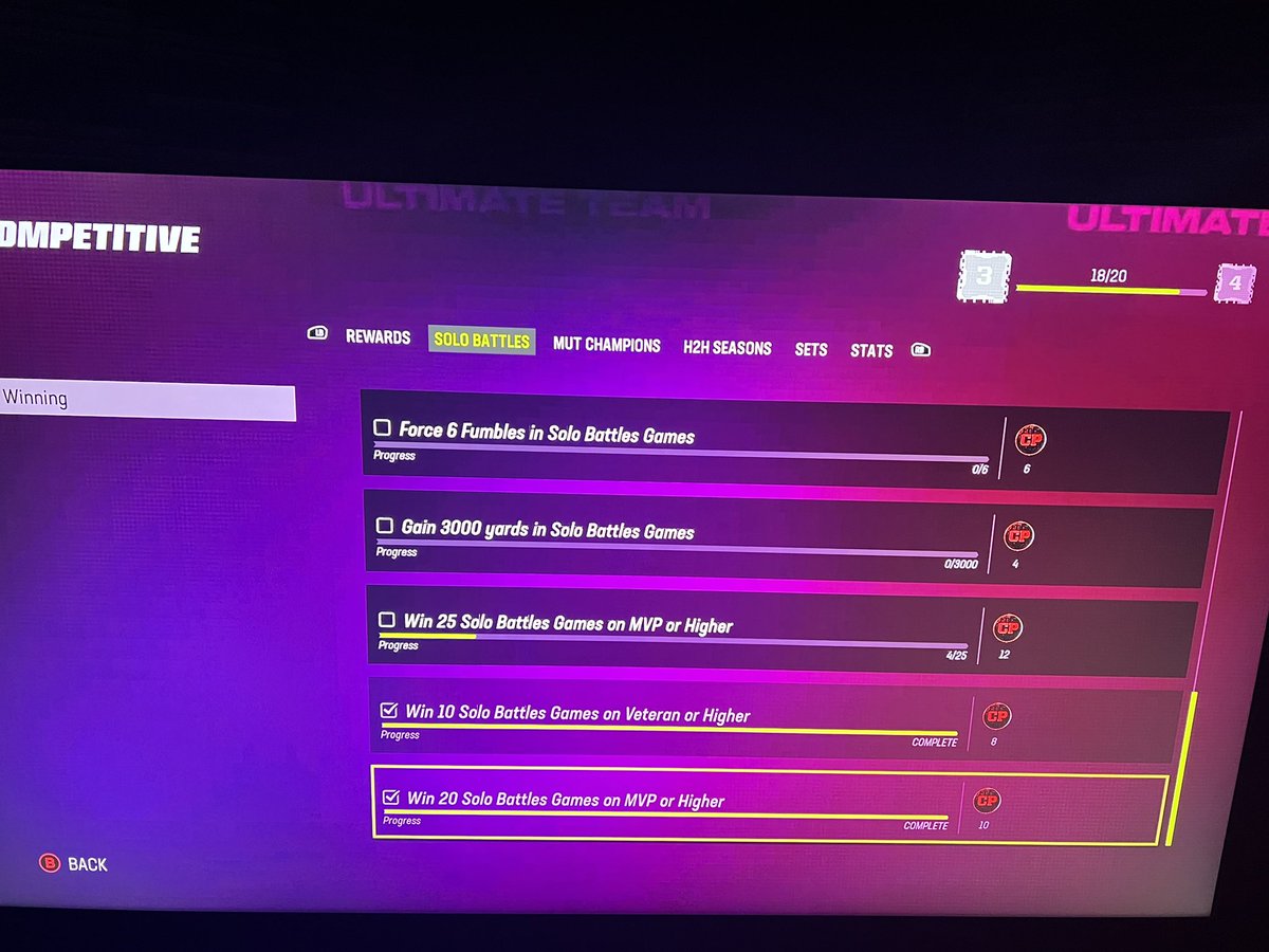 pulpit33's tweet photo. @EAHelp My account glitched with the new Competitive pass and it already had categories filled for Solos, and now it’s not giving me credit for battles. Just won a solo with 108 points scored and a ton of passing, but none shows up: https://t.co/OHNTfDMVTl