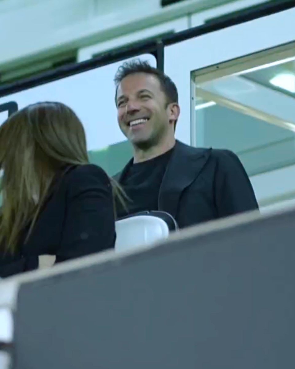 MaricaJFC's tweet photo. Ciao amore nostro! #capitano @delpieroale💘 #JuveInter https://t.co/mopjEH5x1r