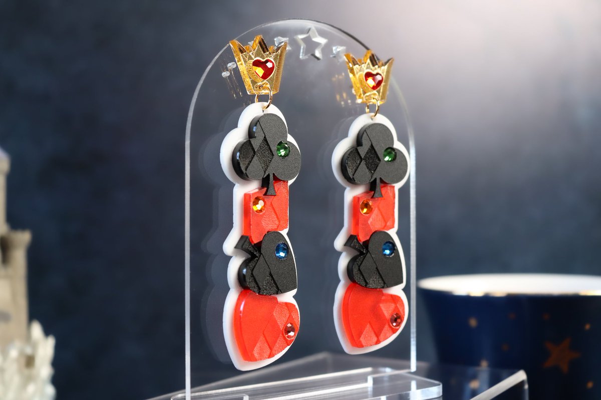 MakingMagitek's tweet image. My next collection is right around the corner! Inspired by some zany card soldiers, these earrings are perfect for any tea party. makingmagitek.com/collections/ea…

I'll be unveiling the next piece soon, so follow to stay up to date!

 #twistedwonderland #twst