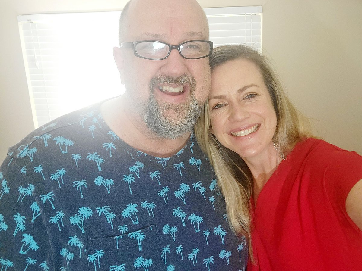 thedaughter17's tweet photo. Good to see my brother from another mother back in SD-1! Be on the lookout for a video update on #StopSexualizing #TexasKids from Grassroots Priorities! @GAWTP @BrettRogersTX #txlege #FilthyBooks https://t.co/msK5FikxP6