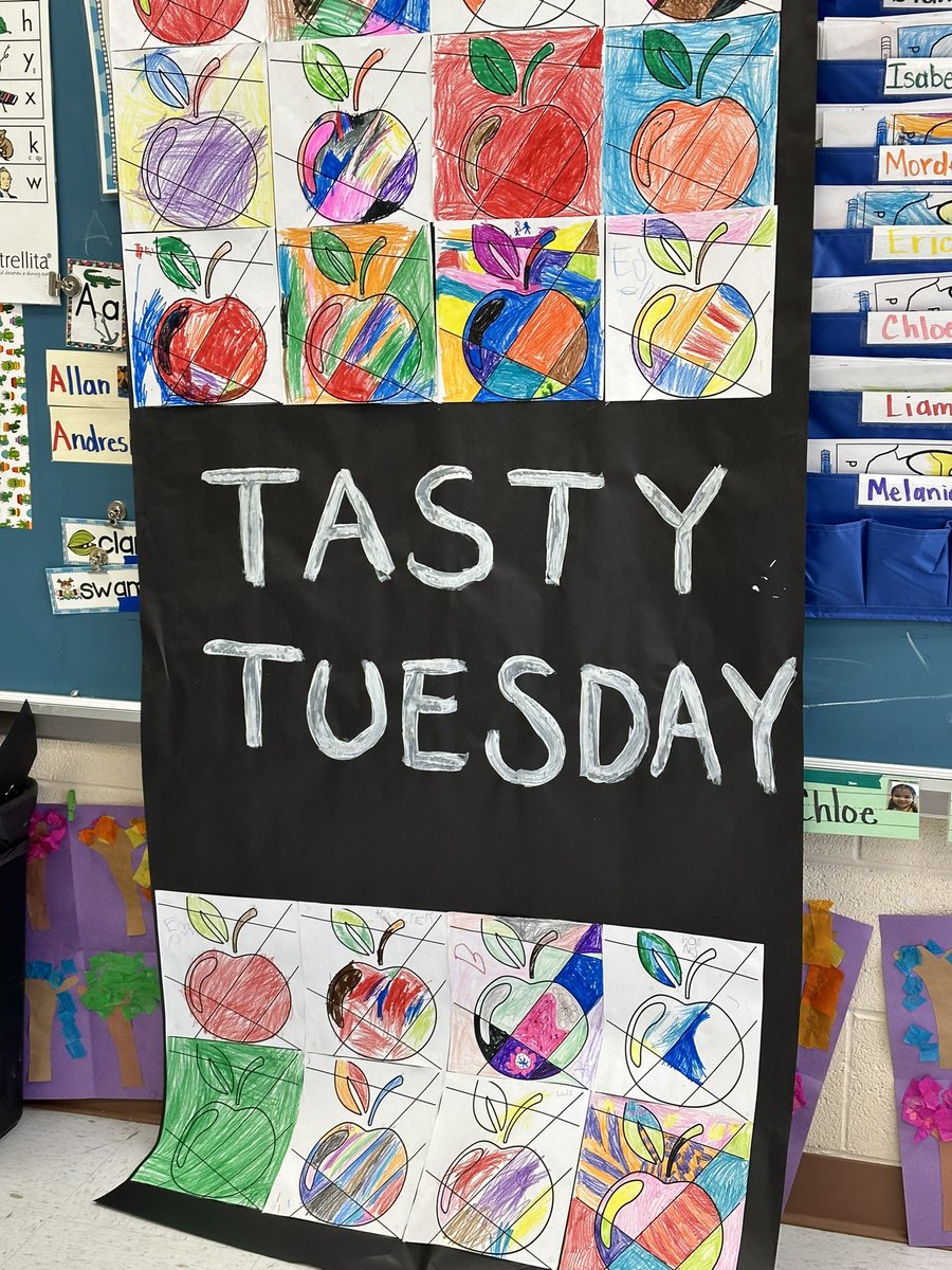AngelinaTovar8's tweet photo. Tasty 😋 Tuesday 🍎🍏 @love2teachpk2 #WOYC23 #WOYCTEXAS #earlymatterselp @CanutilloISD @GoldenEaglesBCE @IVarela_BCE https://t.co/YFnLREzuAs