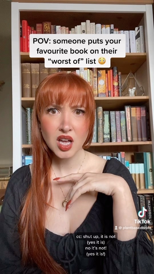 ElizabethTurn's tweet photo. excuse you, take that back 😡 #bookworm #bookstagram #bookish #booklover #booknerd #bookcommunity #bookreels https://t.co/qEvCJ2Ed4e https://t.co/v3PbEkLUWA