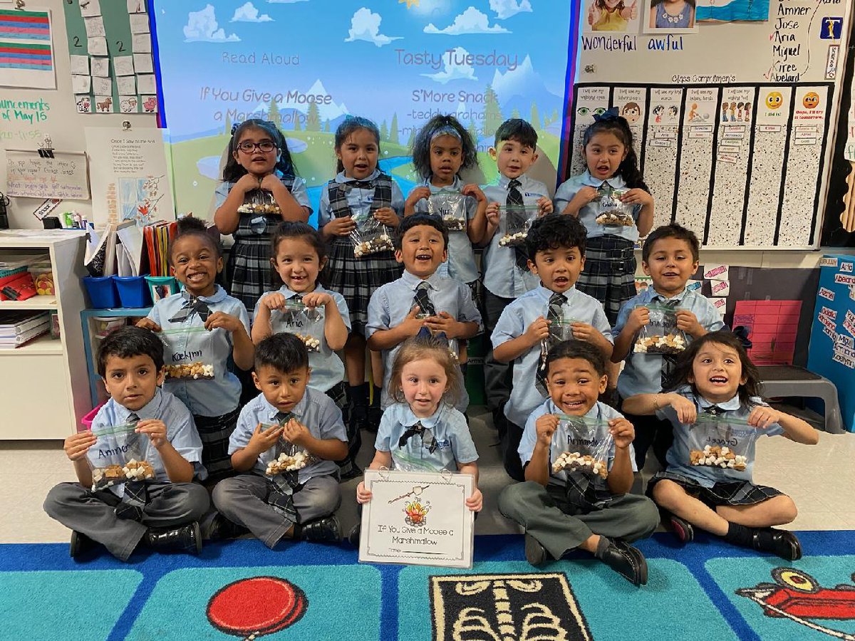 MerileeBarring2's tweet photo. For @NAEYC Tasty Tuesday @Trinity_Basin Prek made smores trail mix after reading "If You Give a Moose Marshmallows." They were so excited about their yummy snack. @texasaeyc #WOYCTEXAS #TITANSTRONG⚡ https://t.co/jn7xslnCLA