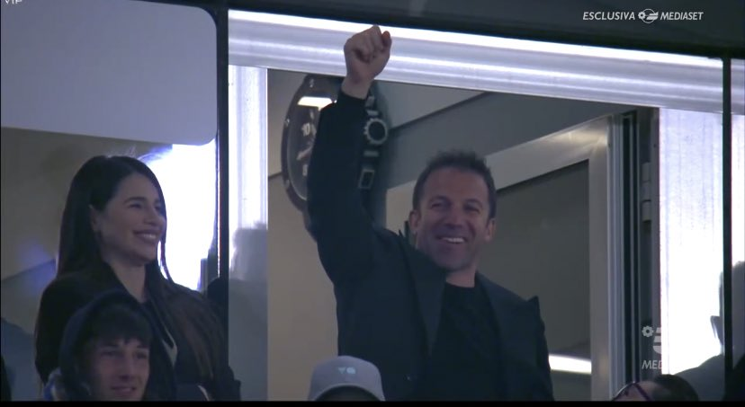 SchulzFCIM's tweet photo. SALTA IL ROSPO
SALTA LA RANA... 🐸

#JuventusInter https://t.co/YXPhYSl3yr