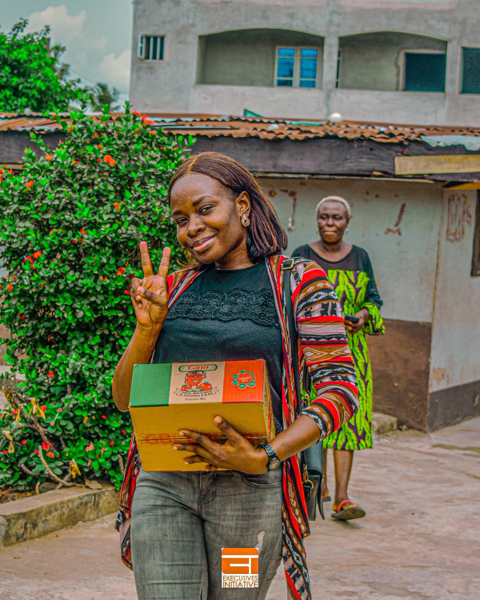 Executivesinc's tweet photo. Together, we can make a difference in the lives of orphaned children. Our recent visit to House of Mercy was a humbling experience and we're grateful for the opportunity to spread love and kindness. #ExecutivesHelpinginitiative #Orphanages #HouseOfMercy #April #TheCharity2023 https://t.co/CfDcHe4Hdr