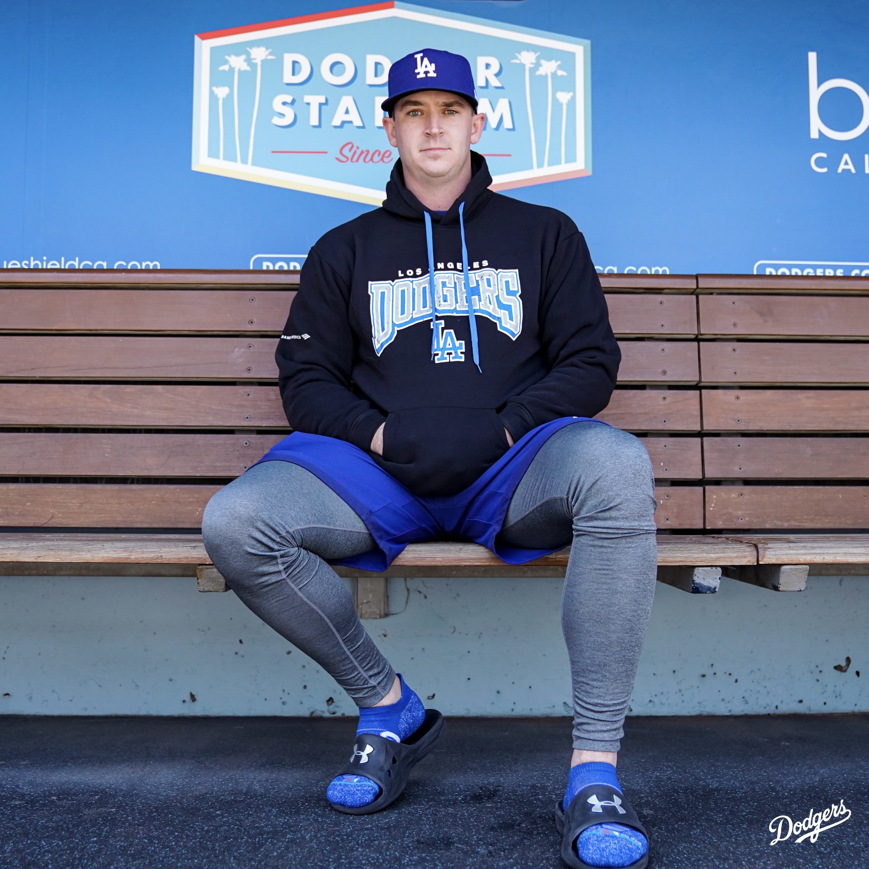Dodger sweater hotsell