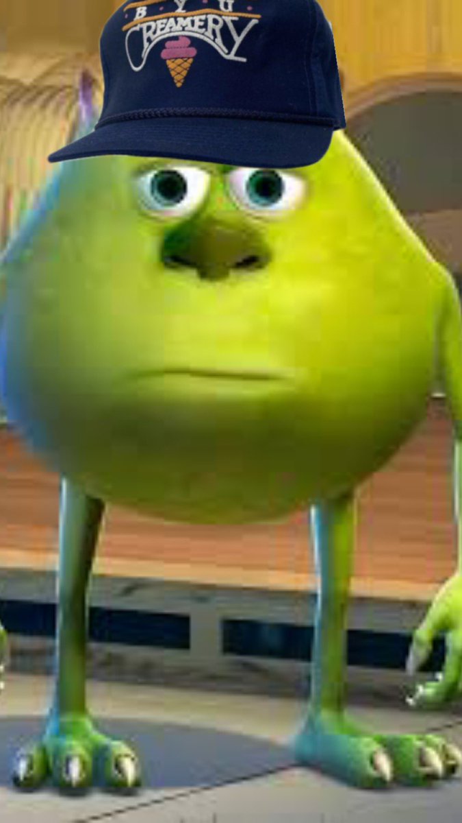 POV: you just asked a worker what’s in the cookies and cream ice cream.
#byu #creamteam