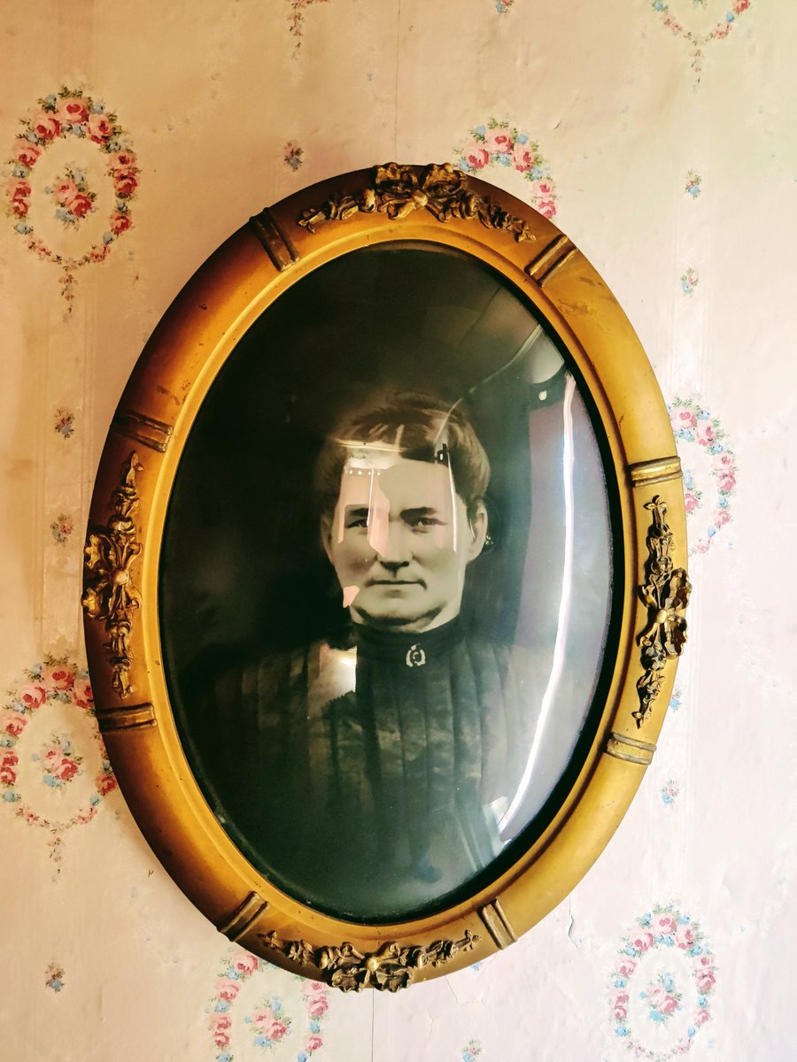 I found this awesome old portrait and added it to Garnett House <a href="/1858Hotel/">1858 Garnett Hotel</a>.

Someone told me they are afraid the eyes will follow them. 🤣

#antique #antiquephoto #paranormal #vintage