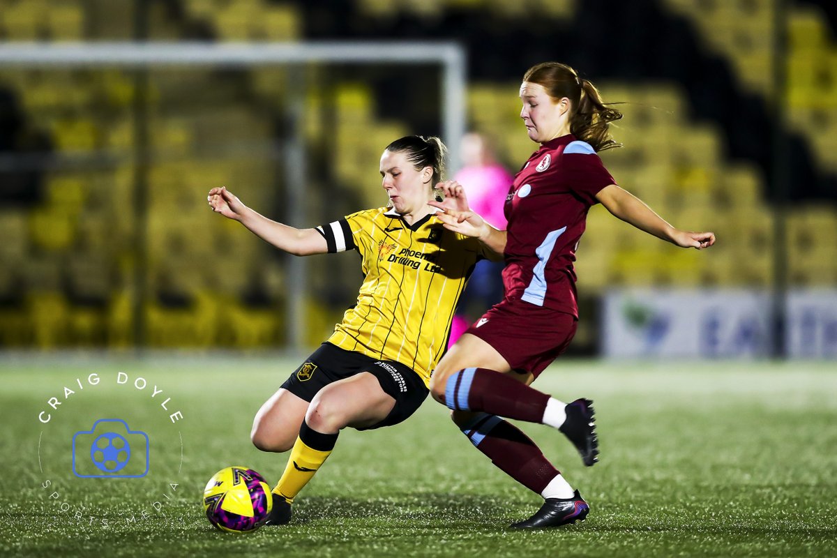 A tough night for @livingstonwfc as visitors @Dryburghgirls put on a fantastic performance to take all three points against the league leaders in the @SWFChampionship.