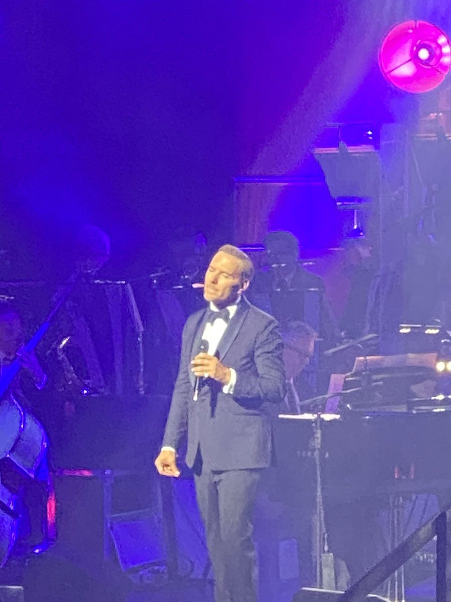 An unexpected surprise to be invited to see <a href="/mattgoss/">Matt Goss</a> at <a href="/BristolHipp/">The Bristol Hippodrome</a> this evening. A fabulous evening out. 
Thanks to my friends for the great company.  <a href="/mattgoss/">Matt Goss</a> you were awesome. 🙌👏👏👏