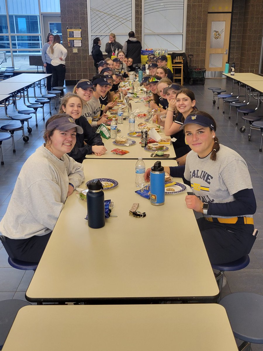kaleigh2023's tweet photo. Program dinner tonight in the cafeteria since our scrimmages got canceled. Thank you @BuschsMarket for the sandwiches! We appreciate you! @saline_softball #familyonone https://t.co/L06pOOTIF9