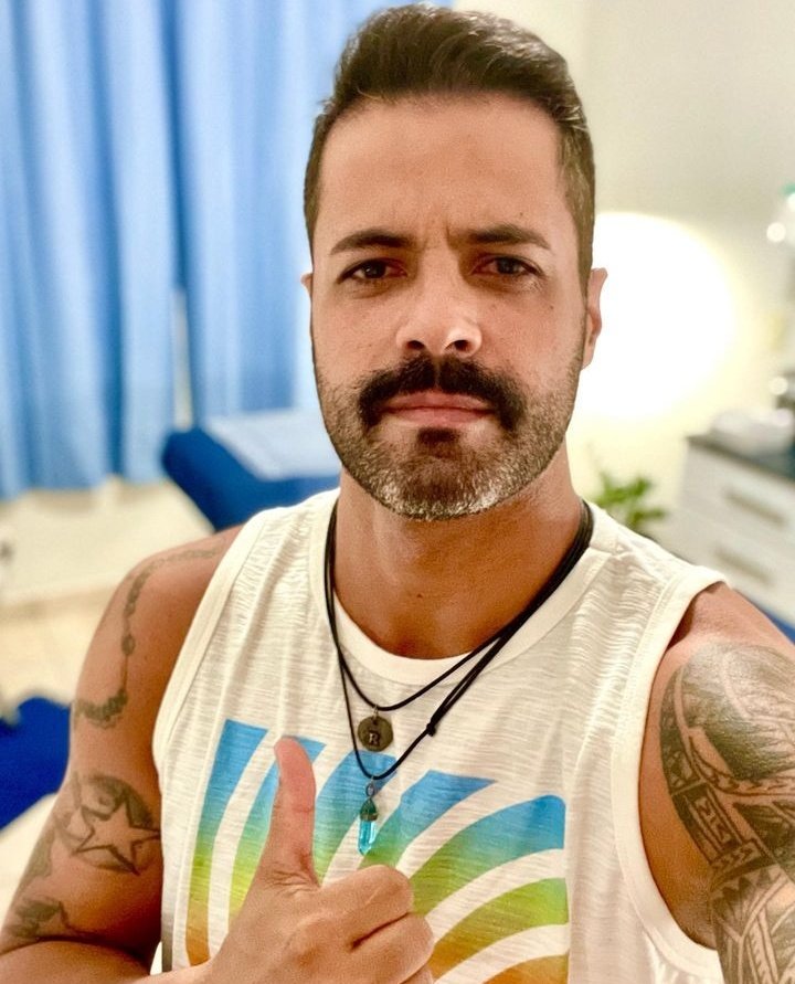 CarlosJeal34982's tweet photo. Quem achou esse homem diga eu! #belezamasculina #homembonito #gaybonito #homemgay #homensbonitos https://t.co/UXzN0xbFni
