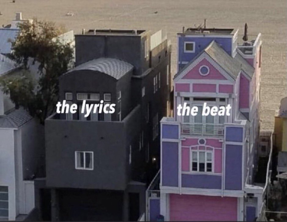1989healy's tweet photo. What 1975 song is this https://t.co/Joh3j5HUkP