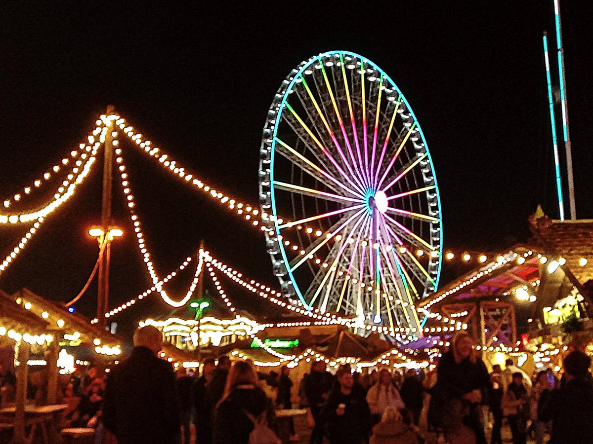 dbcblogs's tweet photo. #Photoblog on #funfair after dark. #photography, #blog.
https://t.co/W7EHOHr1wC https://t.co/c3B3m2X6iD