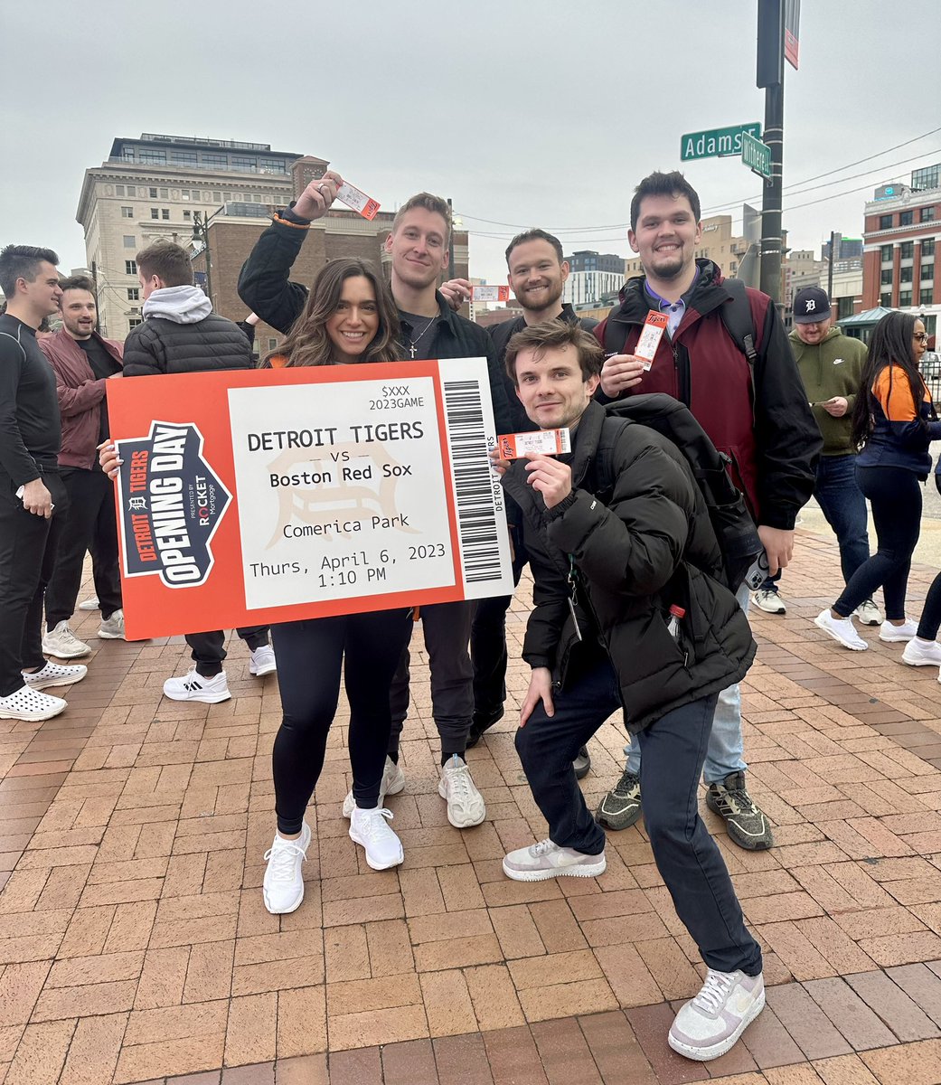 This could be you! ⬇️ 

We’re down to our last tickets for #OpeningDayDET thanks to @RocketMortgage.