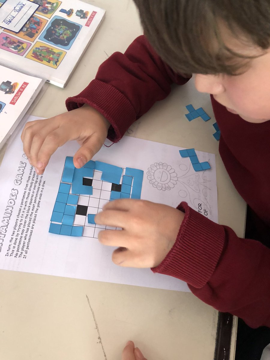 HotiLazime's tweet photo. #pentaminoss #game #activity #students #4thgrade #etwininngproject #just_a_flower 
@Xhoana27734864 https://t.co/xMyGAAgXGr