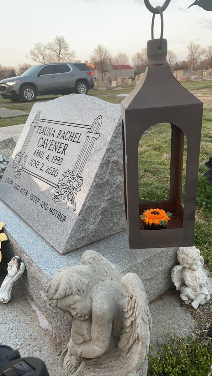 ShiBlock's tweet image. Taking a cupcake to the cemetery still doesn’t seem real. Happy heavenly birthday, sister. 💐 🕊️