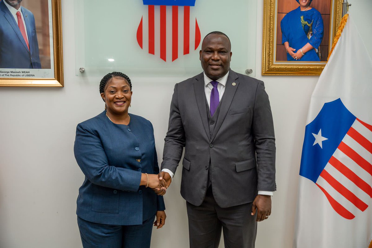 Met with the Vice President of Liberia, H.E Dr. Jewel Howard-Taylor during our Executive Directors Consultation Mission in Liberia. Discussed areas of prioritization for transformative interventions from the African Development Bank to develop Africa, including Liberia.