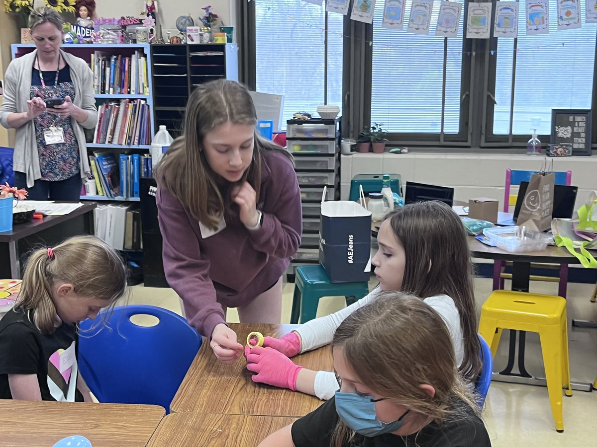 Katie Naegeli tweet media