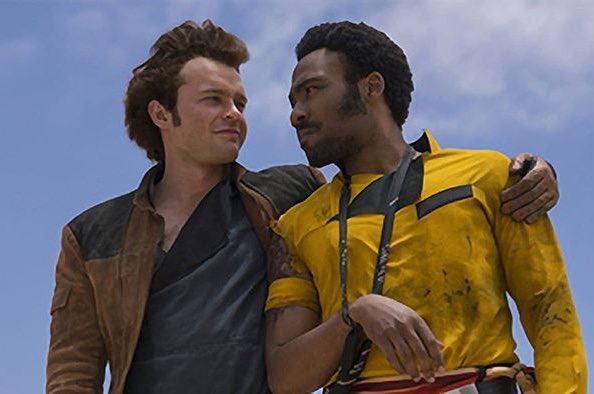 PreviouslySerie's tweet photo. #Lando
⚠️ATENCIÓN⚠️
@donaldglover REVELA que la serie sobre su personaje en #StarWars es UNA REALIDAD:
“Lando es definitivamente alguien con quien me gustaría pasar un buen rato. Quiero decir, estamos hablando de ello”.
¿Toca cerrar los cabos sueltos que dejó #HanSolo? https://t.co/MbKllBdIMP