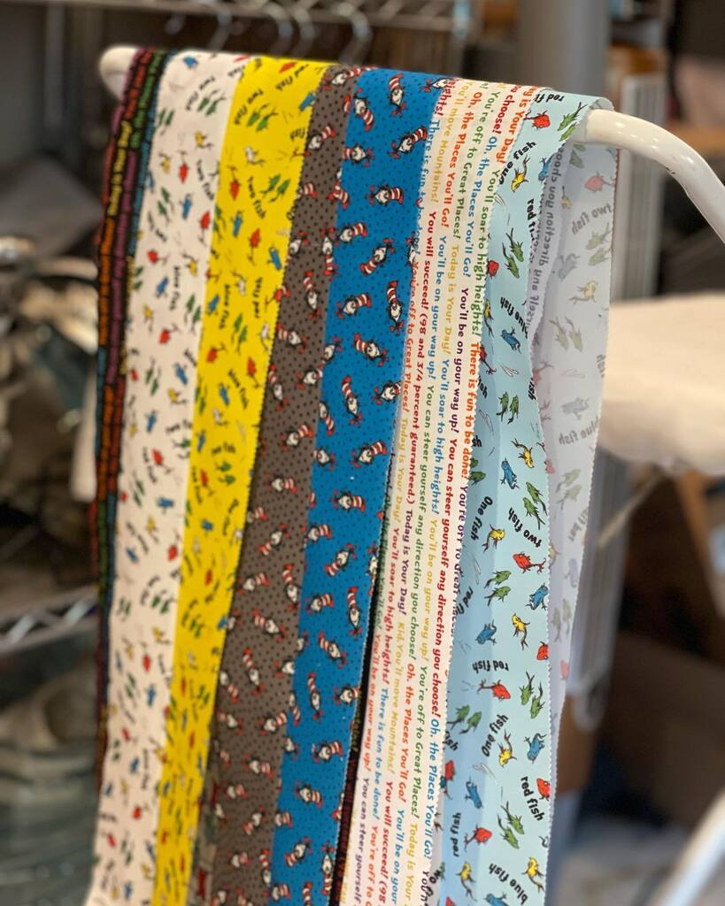 knitmoregirls's tweet photo. I know, I know. I said #NeverWillIEver quilt. But, here is the beginnings of a quilt for a very special baby.
๐
(NO, it is not my baby. Iโm not having any more babies; this particular workshop is CLOSED.)
๐
Pattern: Jelly Roll Twist quilt Fabric: Dr. Seuss Jelly Roll)
๐
Yoโฆ https://t.co/UYwqZ33foR