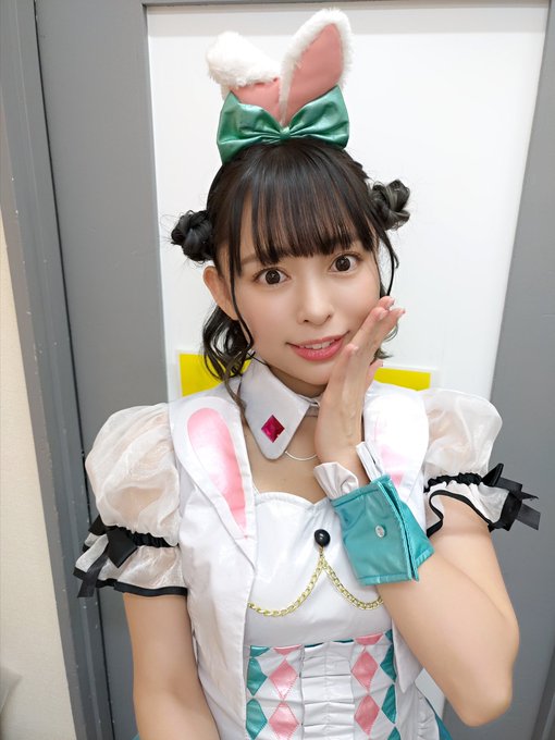 寺坂ユミ