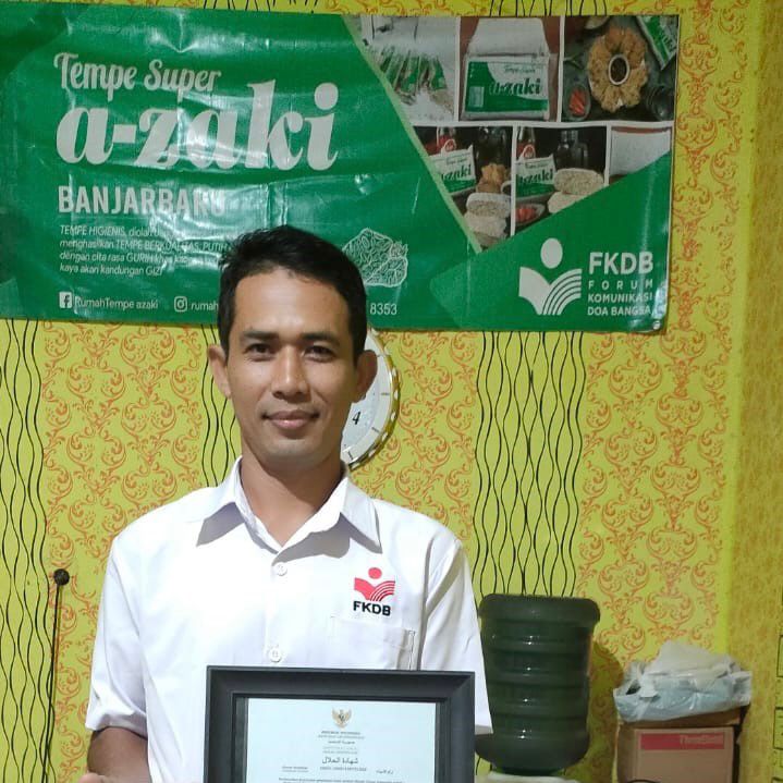 FKDB_2005's tweet photo. FKDB melalui unit usahanya, gencar memenuhi seluruh legalitas yang dipersyaratkan sesuai bidangnya dan terus menjalin komunikasi dengan dinas yang menaunginya

#halal #bpjph #halalmui #halalsehati #tempe #tempeh #tempeazaki #azaki #tempeaslihb #tempeaz #tempeviral https://t.co/bT7guGuUv4