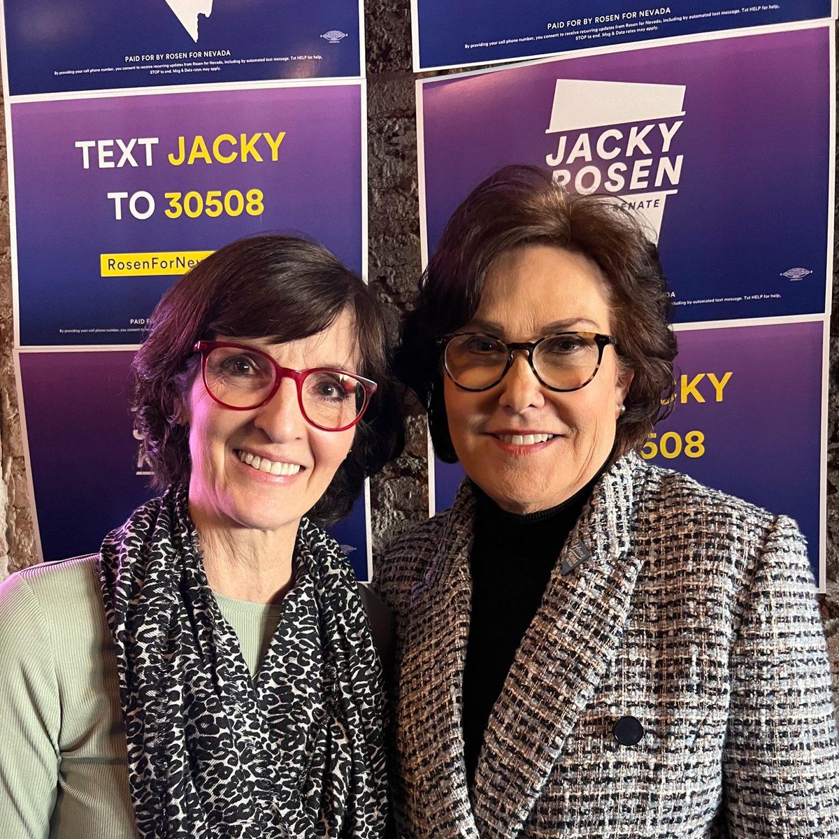 RosenforNevada's tweet photo. Thank you Reno for such a warm welcome tonight! No better way to spend an evening than catching up with so many friends &amp; supporters. Cheers! 🍻 https://t.co/q85K1jVw1p