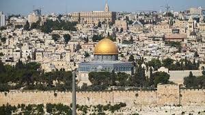 Ramazan-ı Şerif ayında Mescid-i Aksâ’daki masum Müslümanlara yapılan menfur saldırıyı şiddetle kınıyorum.  Zulm ile âbâd olanın, sonu berbâd olur. İki milyar müslüman da başını ellerinin arasına alsın ve iyice düşünsün.