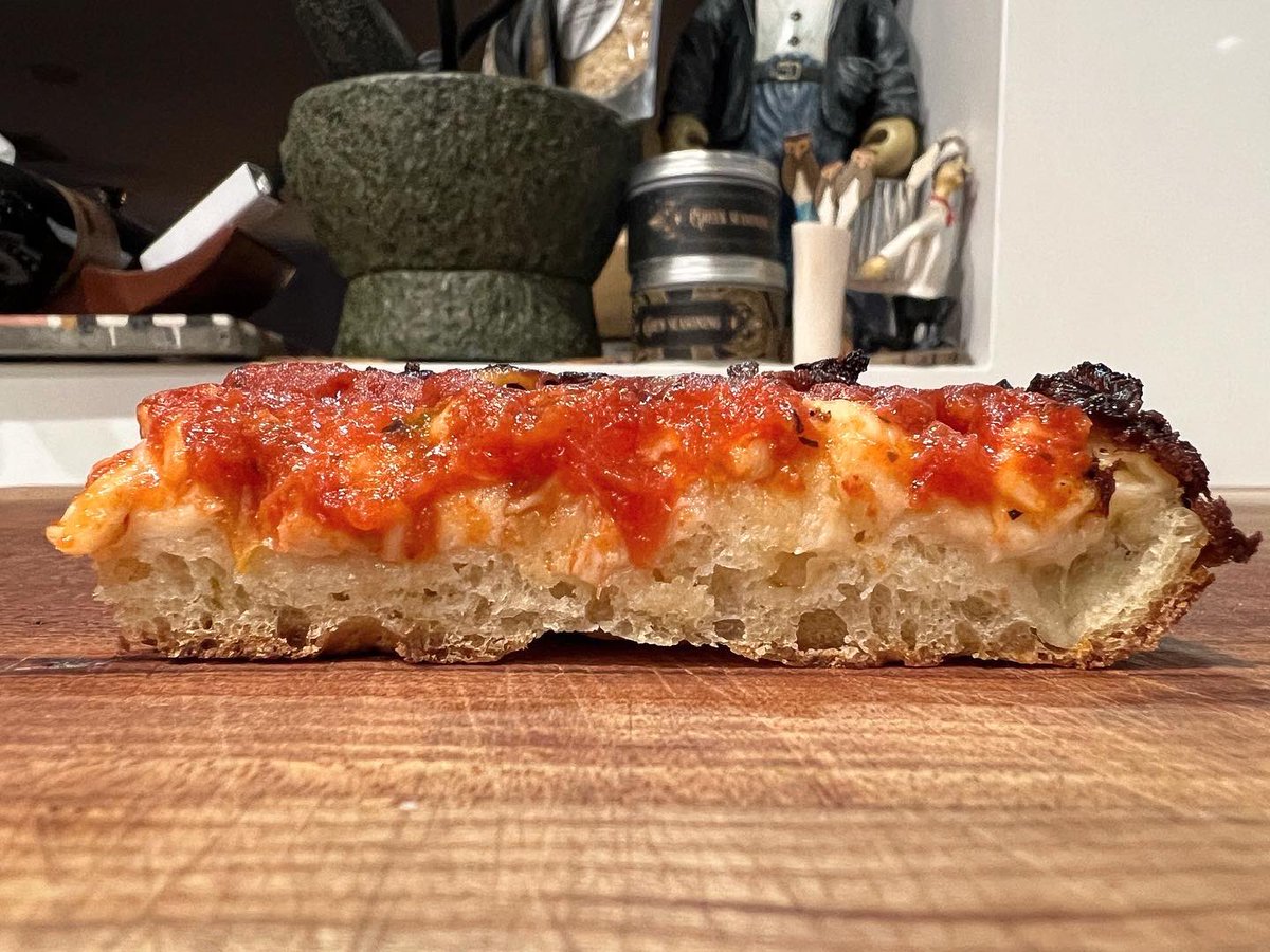 FoodsBelly's tweet photo. Been working on our Modern version of Deep Dish / Pan Pizza from my childhood in Chicago. Just tweaked a few techniques after listening to some seminars at the @pizzaexpo last week. Great experience. #love #pizza #pizzalover #chicago #style #blackbellyfoods #lovecooking https://t.co/OgyZcVCmLS