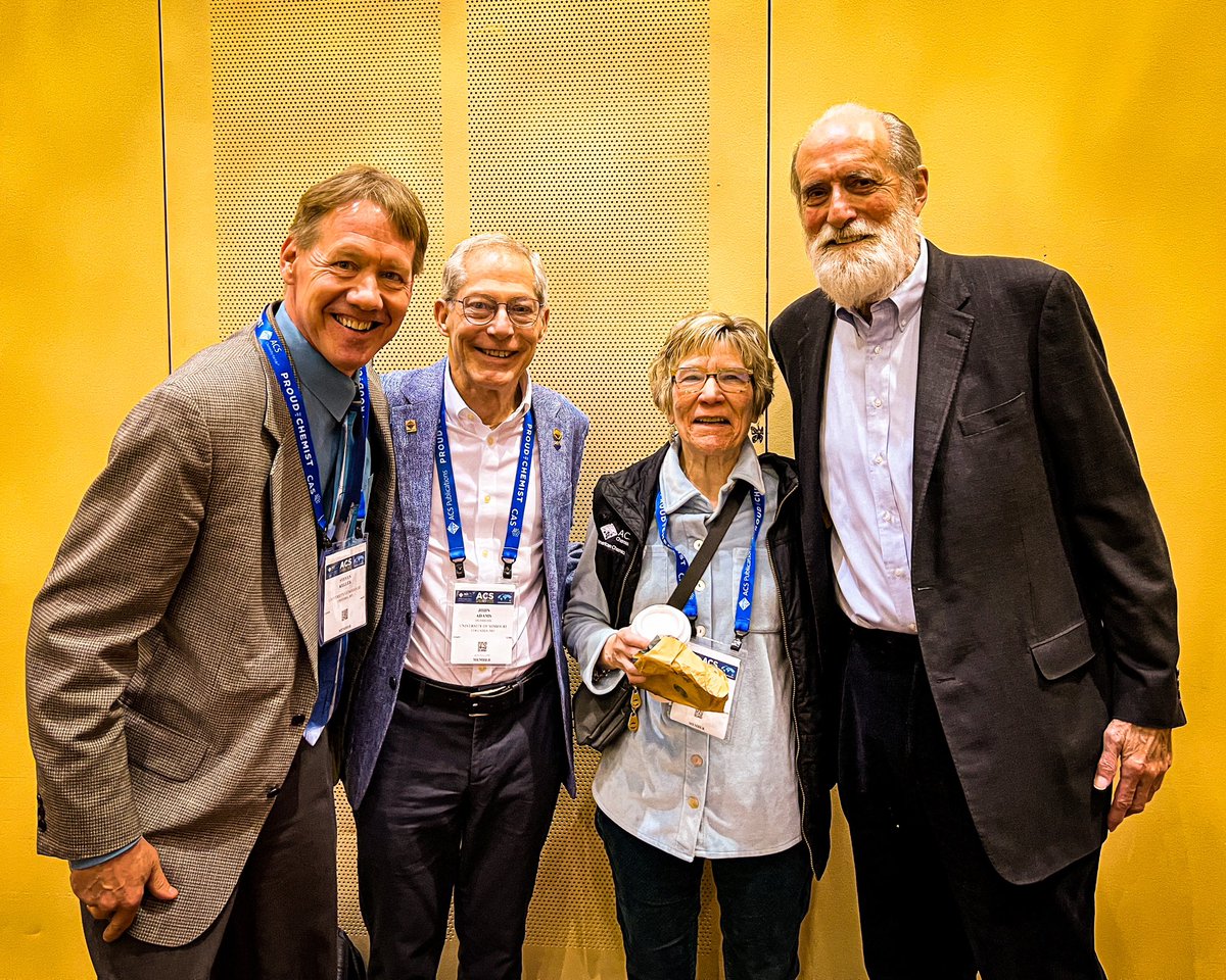 Mizzou Chemistry (@mizzouchem) on Twitter photo A massive congratulations to Professor Jerry Atwood for receiving the <a href="/AmerChemSociety/">American Chemical Society</a> Award in Inorganic Chemistry! We're so glad some of our students were able to attend his award ceremony. Thank you Prof. Atwood for sharing your intelligence and insight with us at Mizzou! A massive congratulations to Professor Jerry Atwood for receiving the <a href="/AmerChemSociety/">American Chemical Society</a> Award in Inorganic Chemistry! We're so glad some of our students were able to attend his award ceremony. Thank you Prof. Atwood for sharing your intelligence and insight with us at Mizzou!