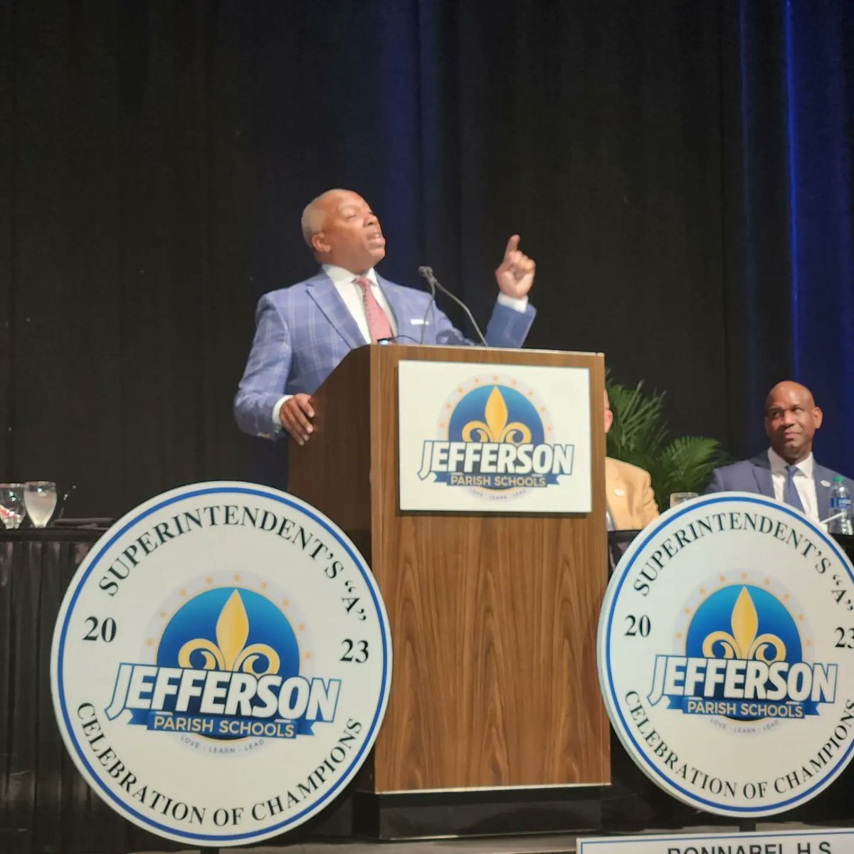 Calvin Mackie tweet media